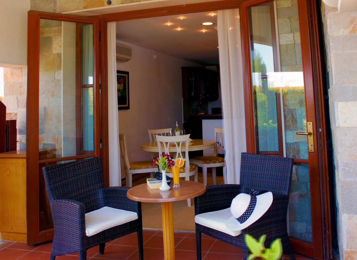 Helena VIP Villas&Suites - Half Board Slăntjev Brjag Exteriör bild