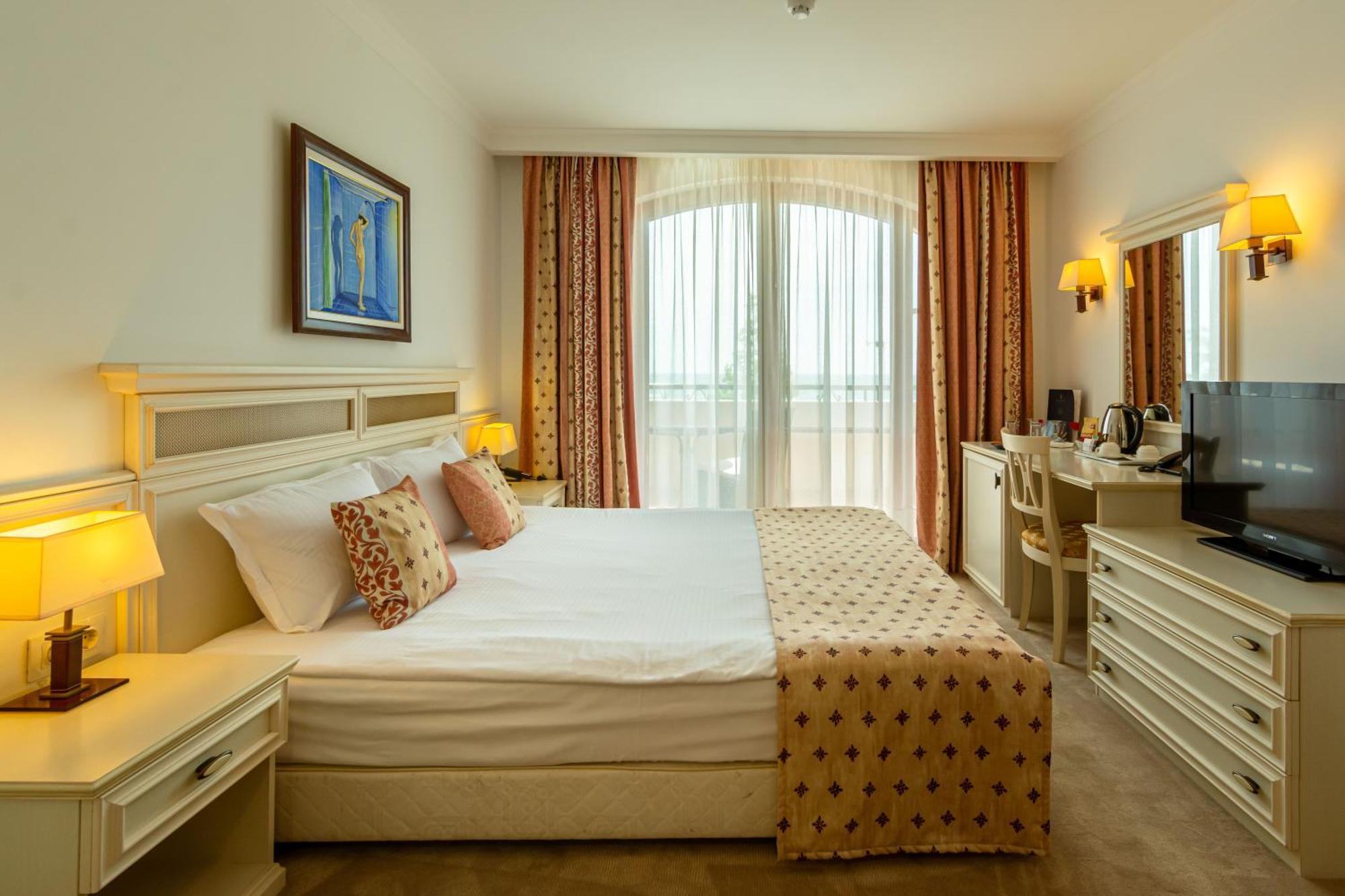 Helena VIP Villas&Suites - Half Board Slăntjev Brjag Exteriör bild