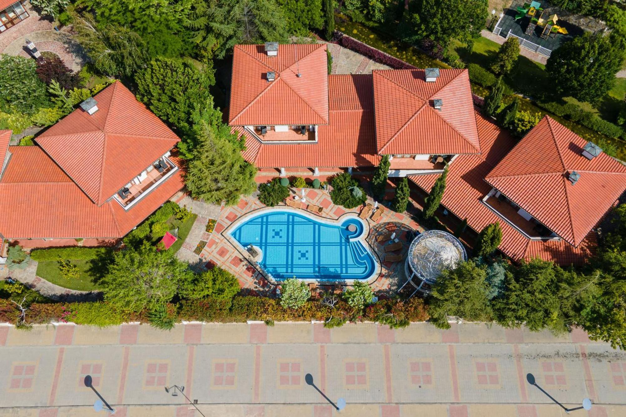 Helena VIP Villas&Suites - Half Board Slăntjev Brjag Exteriör bild
