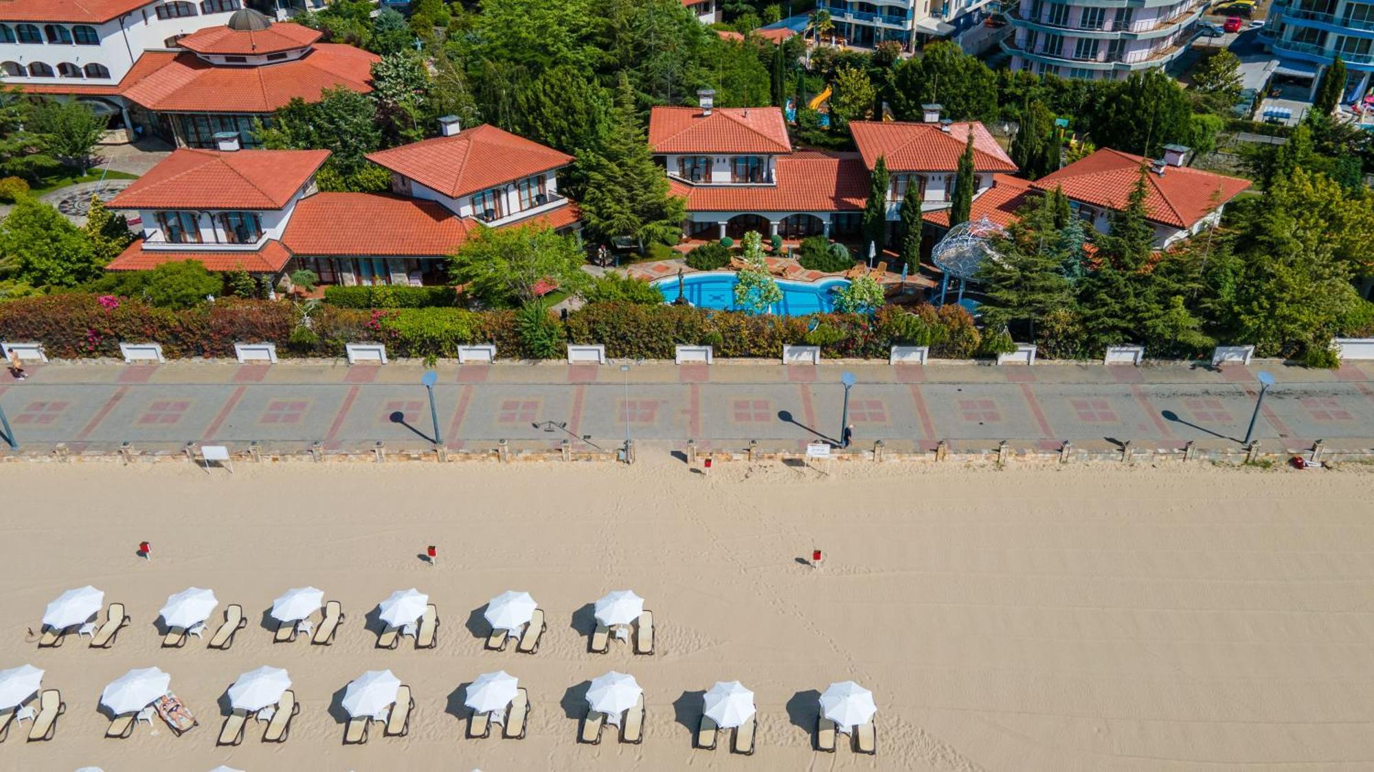 Helena VIP Villas&Suites - Half Board Slăntjev Brjag Exteriör bild