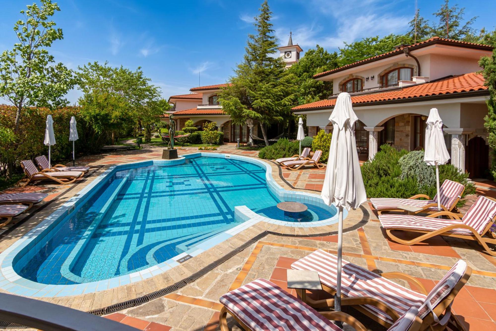 Helena VIP Villas&Suites - Half Board Slăntjev Brjag Exteriör bild
