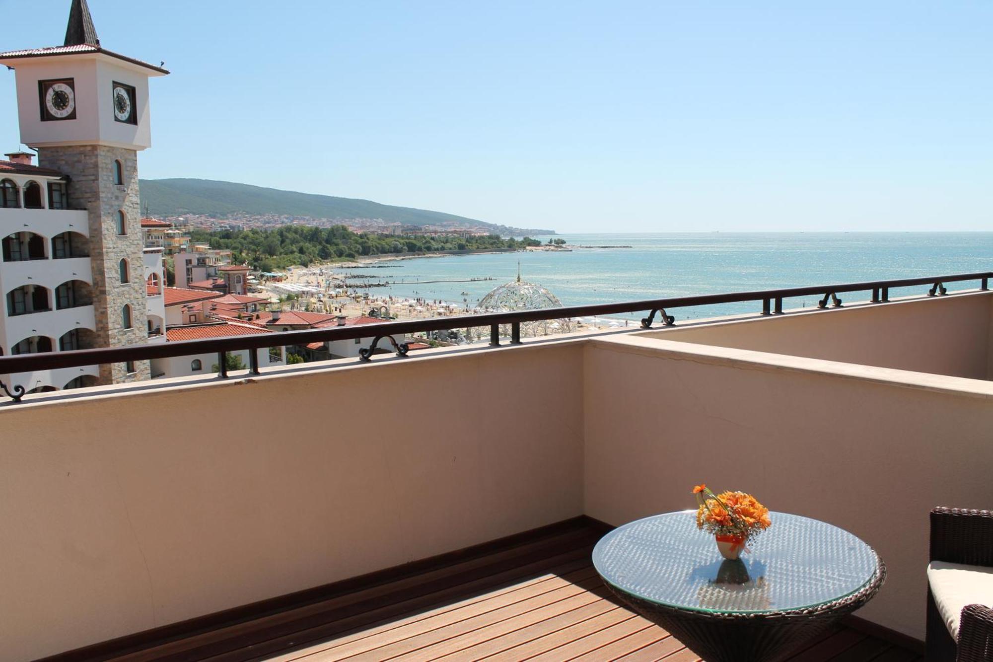 Helena VIP Villas&Suites - Half Board Slăntjev Brjag Exteriör bild