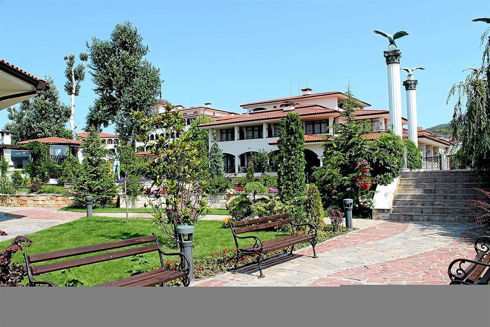 Helena VIP Villas&Suites - Half Board Slăntjev Brjag Exteriör bild